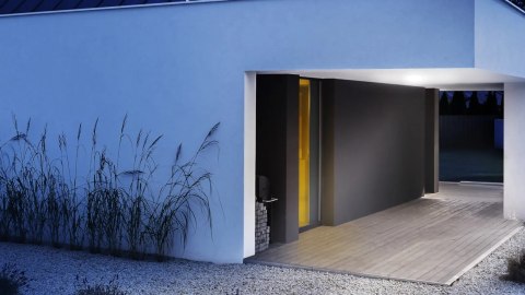 Oprawa sufitowa DL VARIO QUATTRO S PIR 9,8W LED 3000K 1000lm IP54 IK07z czujnikiem ruchu i zmierzchu 230V biała / tworzywo sztuc