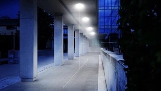 Oprawa sufitowa z czujnikiem ruchu i zmierzchu DL VARIO QUATTRO PRO S 14W LED 4000K 1430lm IP54 IK07 230V biała / tworzywo sztuc