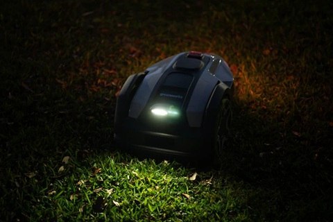 Robot koszący Greenworks Ai Mowbot 10 1000 m2