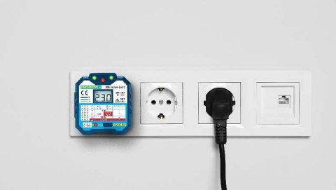 Tester gniazdek PANSOCKET-TEST-2 RCD 30 mA KAT II 300 V 90-250V