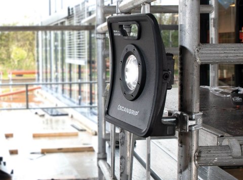 Uchwyt do mocowania lamp NOVA i VEGA na rusztowaniach SCAFFOLDING BRACKET 03.5341