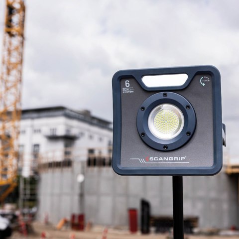 Wytrzymała akumulatorowo - sieciowa lampa robocza LED 6000 lm 37 W Scangrip NOVA 6 C R forLIFE 03.6205