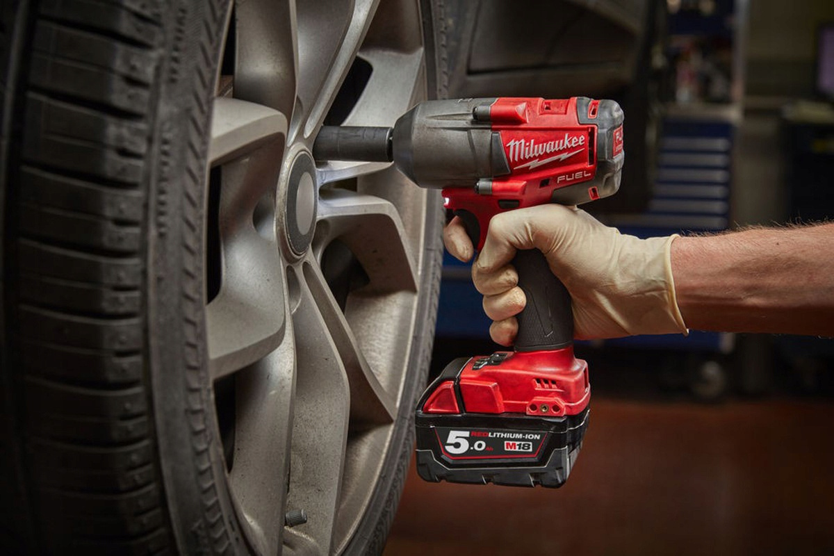 Milwaukee M18 FMTIWP12-502X Klucz udarowy 1/2" z pinem Milwaukee M18 FMTIWP12-502X Klucz udarowy 1/2" z pinem