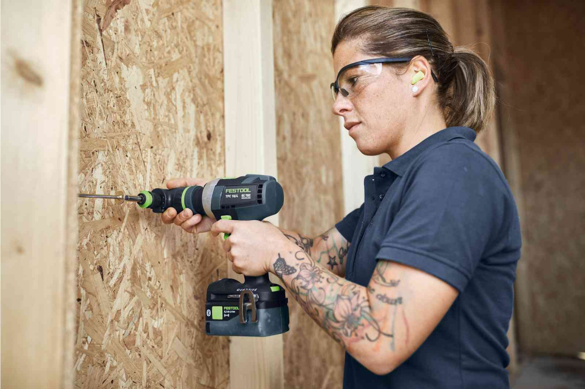 Festool akumulatorowa wiertarko-wkrętarka udarowa QUADRIVE TPC 18/4 5,2/4,0 I-Plus-SCA 576771 Festool akumulatorowa wiertarko-wkrętarka udarowa QUADRIVE TPC 18/4 5,2/4,0 I-Plus-SCA 576771