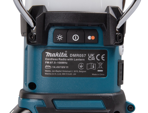 Akum. radio z lampą i latarką Makita LXT DMR057