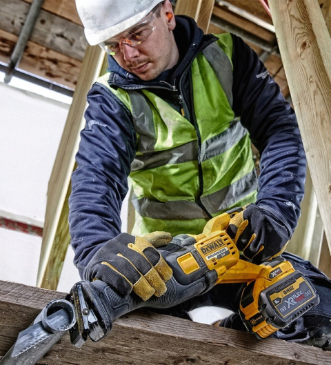 DeWalt 54V XR FLEXVOLT PILARKA SZABLOWA