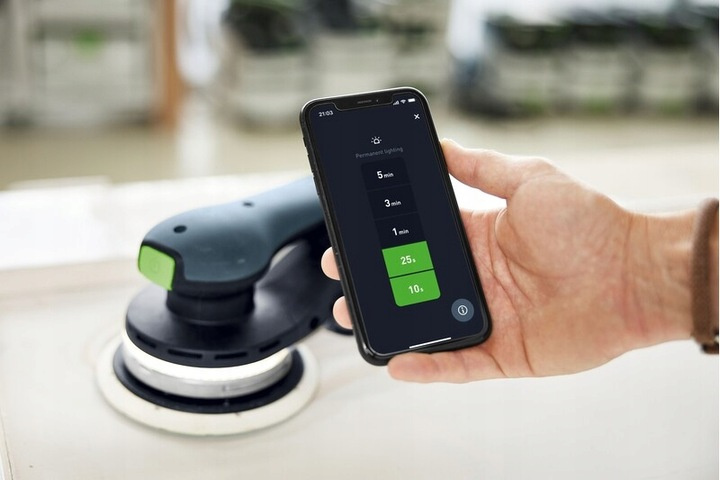 Szlifowanie bez przewodu szlifierką Festool ETSC 2 150