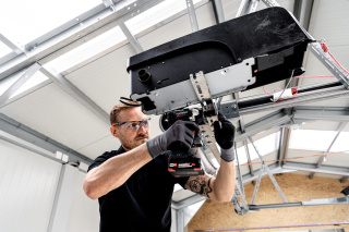 Akumulatorowa zakrętarka udarowa Metabo SSW 18 LT 300 BL BODY