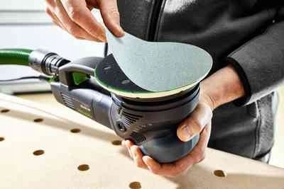 Materiały ścierne z włókniny Festool STF D150 P400 GR 50 sztuk Materiały ścierne z włókniny Festool STF D150 P400 GR 50 sztuk