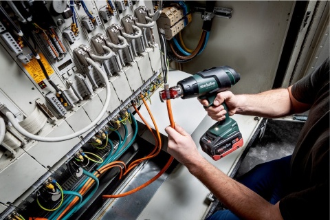 Opalarka akumulatorowa METABO HG 18 LTX 500 18V; metaBOX 145 L