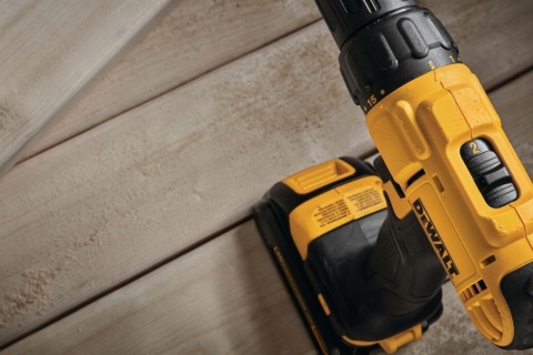 Wiertarko Wkrętarka DeWALT 18V 42Nm DCD771NT w Walizce