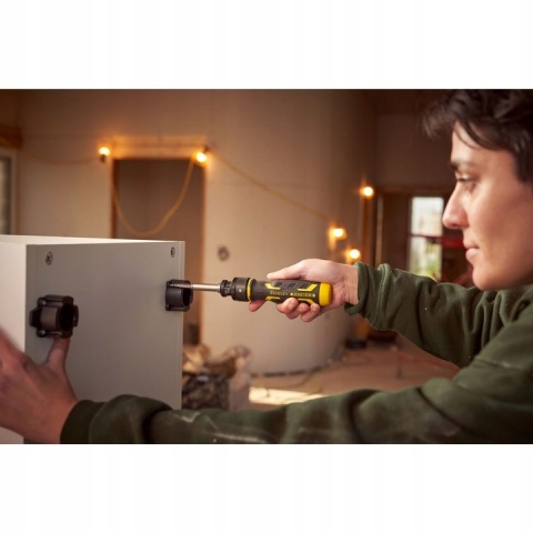 Wkrętak grzechotkowy Stanley SPEEDDRIVE z bitami