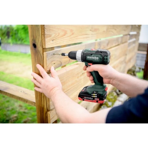 Akumulatorowa wiertarka udarowa Metabo z mobilnym warsztatem - 78 el. SB 18 L Set
