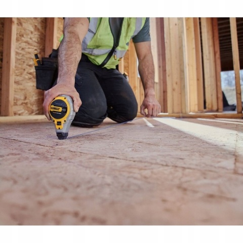 DEWALT SZNUR TRASERSKI 6:1 30M