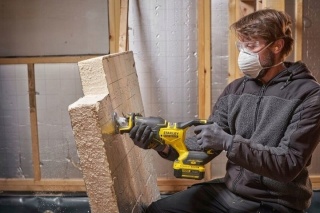 Piła szablasta bezszczotkowa STANLEY SFMCS311B 18V 28,5mm V20 body w walizce