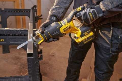 Piła szablasta Stanley Fatmax SFMCS311M1T zestaw