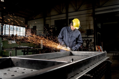 Szlifierka akumulatorowa METABO WVB 18 LT BL 11-125 Q 18V 2x5.5Ah i ładowarka