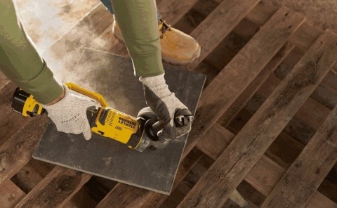 Szlifierka kątowa akumulatorowa STANLEY SFMCG400 Body