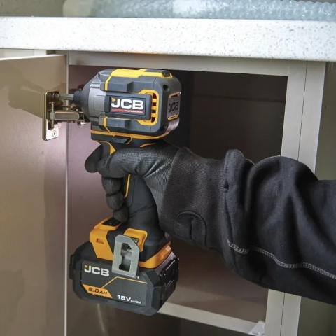 Zakrętarka udarowa JCB Pro Power Tools 18V 230 Nm