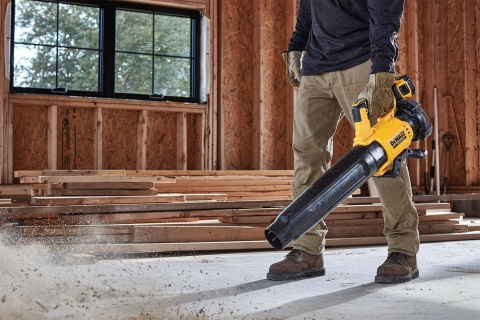 Dmuchawa Akumulatorowa do Liści DEWALT 18V 200km/h DCMBL562N