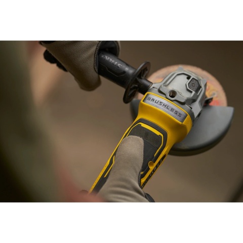 Szlifierka kątowa akumulatorowa Stanley FatMax SFMCG700B-XJ V20