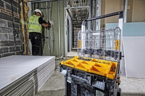 ZESTAW SKRZYŃ NARZĘDZIOWYCH DEWALT TSTAK TS 2W1 DWST83346-1 DWST82968-1