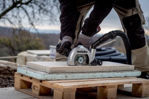 Akumulatorowa szlifierka kątowa WVB 18 LTX BL 15-125 Quick Metabo 601731660