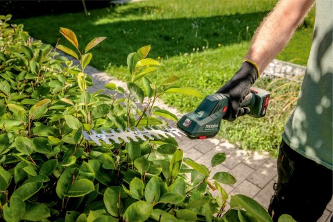 Akumulatorowe nożyce do krzewów i trawy PowerMaxx SGS 12 Q (carcass) metabox 145 Metabo 601608840