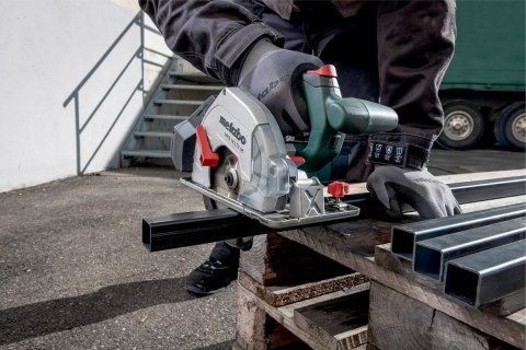 MKS 18 LTX 58 Akumulatorowa ręczna pilarka tarczowa do cięcia metalu Metabo 600771840
