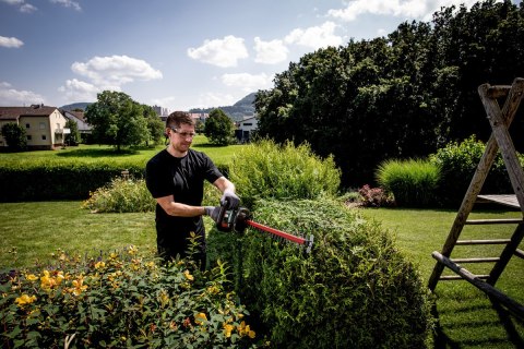 Akumulatorowe nożyce do żywopłotu HS 18 LTX 55 Metabo 601718500