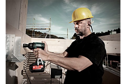 Akumulatorowy zakrętak udarowy SSW 18 LTX 400 BL Metabo 602205840