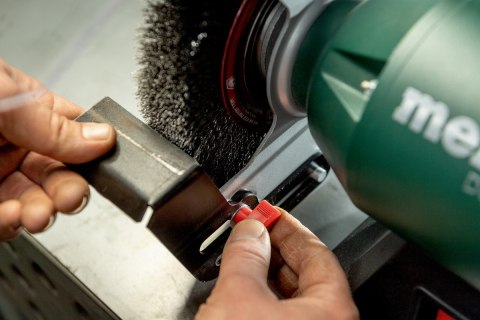 Uniwersalna szlifierka taśmowa BS 200 Plus Metabo 604220000