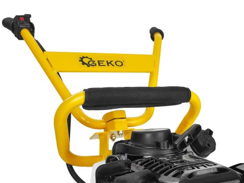 Listwa wibracyjna spalinowa do betonu 4-suwowa 1.6KW - 2m (1/2cz) Geko