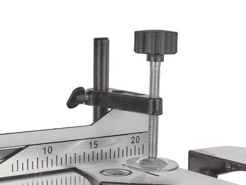 Piła ukośnica z posuwem 1700W 210mm (1) Geko