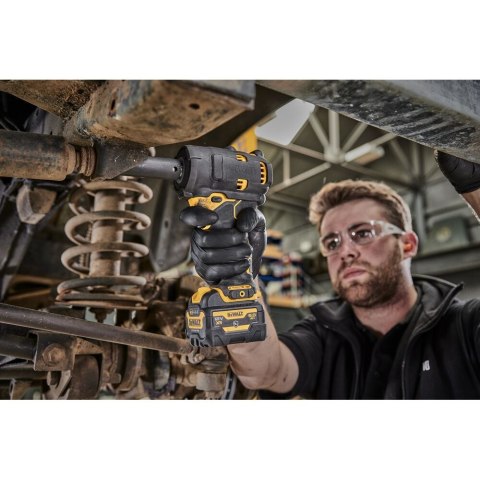12V XR KLUCZ UDAROWY 1/2" 1 X 5AH AUTO DEWALT DCF901P1G-QW