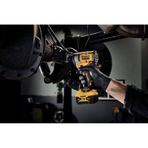 12V XR KLUCZ UDAROWY 3/8" 1 X 5AH DEWALT DCF903P1-QW