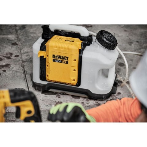 18V XR BEZPRZEWODOWY ZBIORNIK WODY DEWALT DCE6820N-XJ
