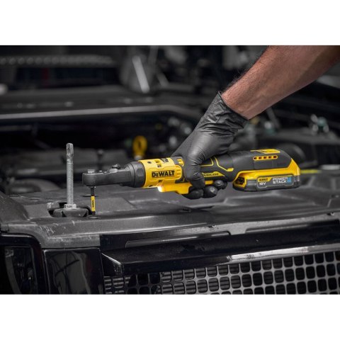18V XR BEZSZCZOTKOWA 1/4", 3/8" ORAZ 1/4" GRZECHOTKA Z ZAMKNIĘTĄ GŁOWICĄ - NARZĘDZIE BEZ AKUMULATORA I ŁADOWARKI DEWALT DCF520N