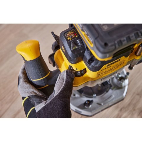 18V XR FREZARKA 12 MM 1/2", 2 X 5AH POWERSTACK DEWALT DCW620H2-QW