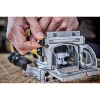 18V XR FREZARKA DO WPUSTÓW LAMELLO 2 X 5AH DEWALT DCW682P2-QW