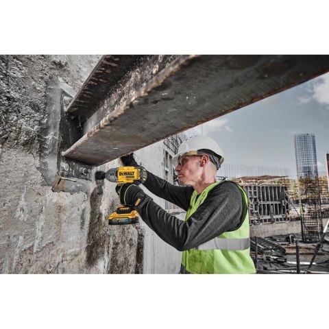 18V XR KLUCZ UDAROWY 1/2 1355NM 2X5AH DEWALT DCF900H2T-QW