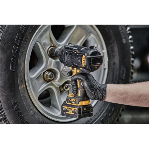 18V XR KLUCZ UDAROWY 1/2 1355NM 2X5AHGFN DEWALT DCF900P2G-QW