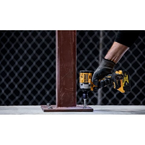 18V XR KOMPAKTOWY KLUCZ UDAROWY 1/2" 2X5AH DEWALT DCF921P2T-QW