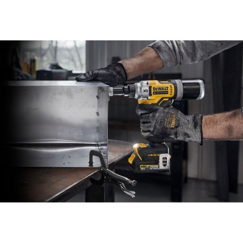 18V XR NITOWNICA 20KN 30MM TSTAK DEWALT DCF414NT-XJ