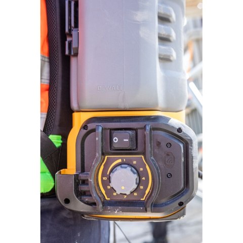18V XR OPRYSKIWACZ DO CHEMII BUDOWLANEJ/BETONU - NARZĘDZIE BEZ AKUMULATORA I ŁADOWARKI DEWALT DCCS1100N-XJ
