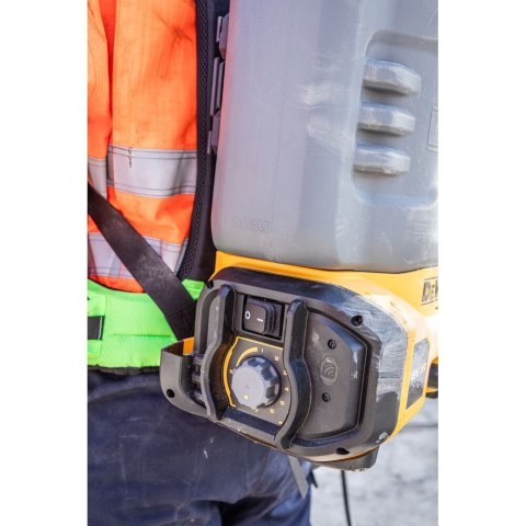 18V XR OPRYSKIWACZ DO CHEMII BUDOWLANEJ/BETONU - NARZĘDZIE BEZ AKUMULATORA I ŁADOWARKI DEWALT DCCS1100N-XJ
