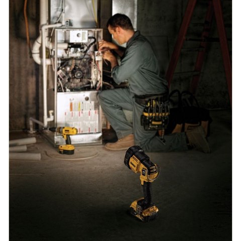 18V XR REFLEKTOR DEWALT DCL043-XJ