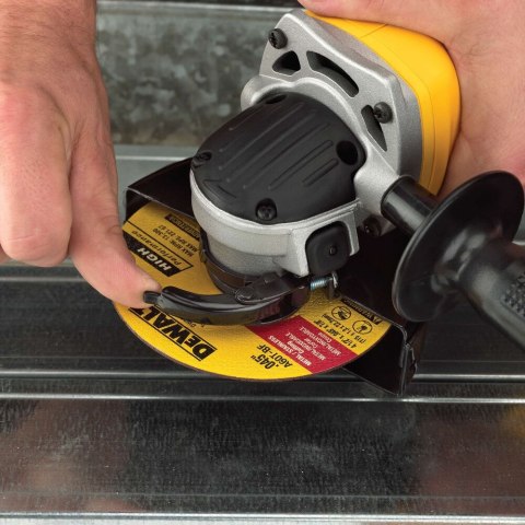 18V XR SZLIFIERKA KĄTOWA 125MM 2 X 4AH DEWALT DCG412M2-QW