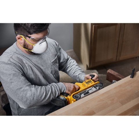 18V XR SZLIFIERKA TAŚMOWA 75X533MM DEWALT DCW220N-XJ