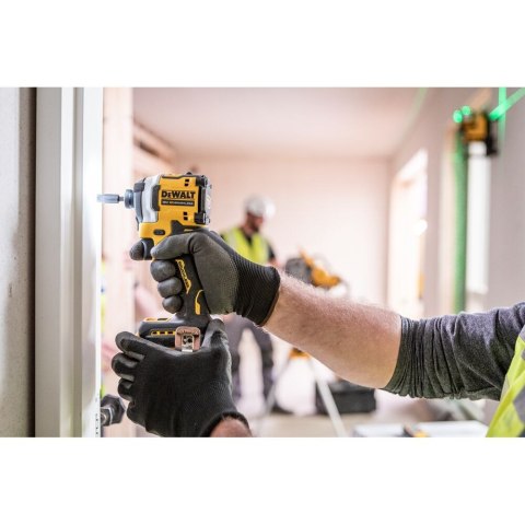 18V XR ZAKRĘTARKA UDAROWA 2 X 1.7AH POWERSTACK DEWALT DCF850E2T-QW